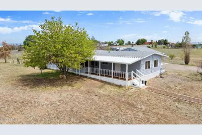 225 S Mountain View, Chino Valley, AZ 86323 - Photo 1
