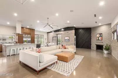 642 W Coolidge, Phoenix, AZ 85013 - Photo 1