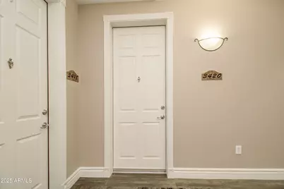 5350 E Deer Valley, Phoenix, AZ 85054 - Photo 1