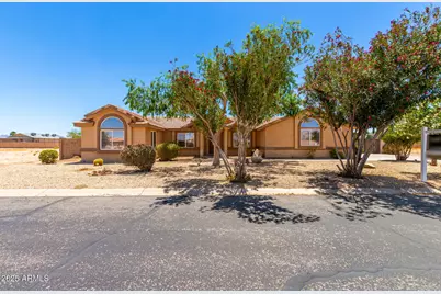 975 E Lincolnwood, Casa Grande, AZ 85194 - Photo 1