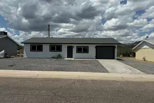 329 W Fairhaven, Kearny, AZ 85137 - Photo 1