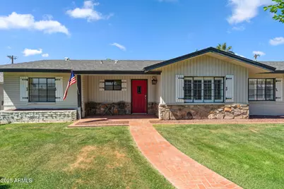 710 E Hayward Avenue, Phoenix, AZ 85020 - Photo 1