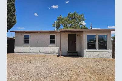 165 Sherbundy, Sierra Vista, AZ 85635 - Photo 1