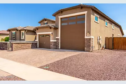 17427 W Hadley, Goodyear, AZ 85338 - Photo 1
