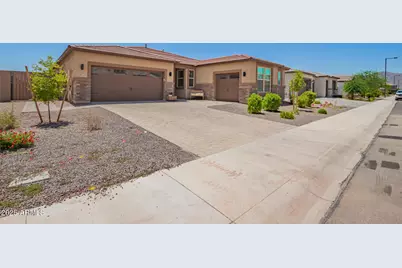 18549 W Seldon, Waddell, AZ 85355 - Photo 1