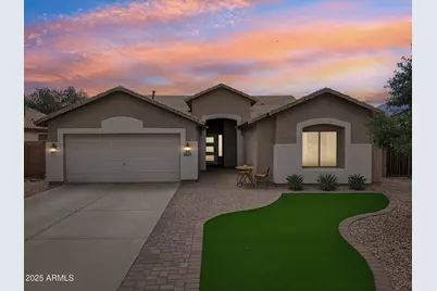 1070 S Amber, Chandler, AZ 85286 - Photo 1