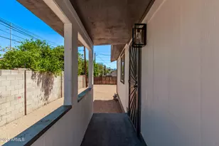 1133 E Brown, Phoenix, AZ 85020 - Photo 1