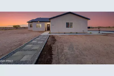 3190 W Gracie, Casa Grande, AZ 85194 - Photo 1