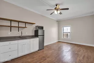 5753 W Glendale Ave, Glendale, AZ 85301 - Photo 1