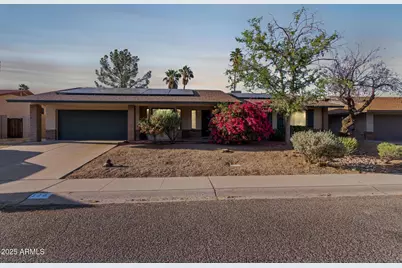 116 E Helena, Phoenix, AZ 85022 - Photo 1