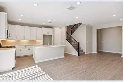 5859 E Covey, Phoenix, AZ 85054 - Photo 1