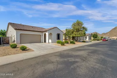 4595 W Foldwing Drive, San Tan Valley, AZ 85144 - Photo 1