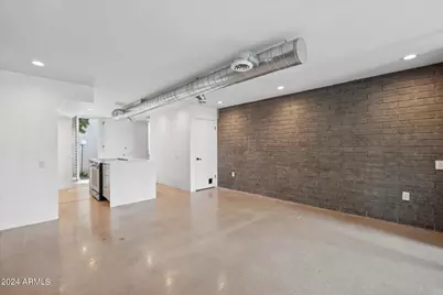 4401 N 40th, Phoenix, AZ 85018 - Photo 1