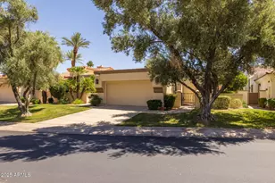 10429 N 101st St, Scottsdale, AZ 85258 - Photo 1