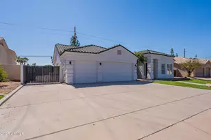 1062 N Robin, Mesa, AZ 85213 - Photo 1