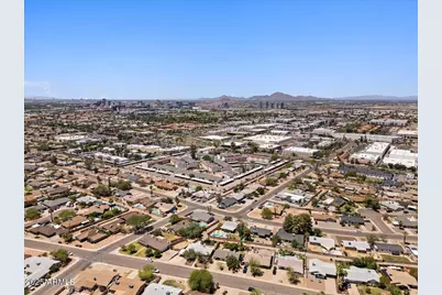1922 E Concorda, Tempe, AZ 85282 - Photo 1