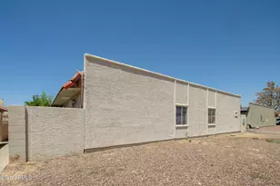 2726 E Tierra Buena Ln, Phoenix, AZ 85032 - Photo 1