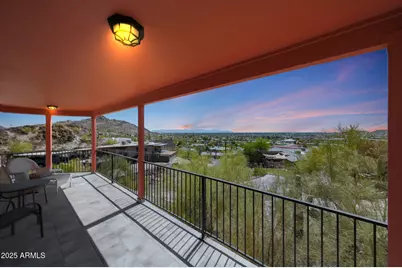 9932 N 16th Place E, Phoenix, AZ 85020 - Photo 1