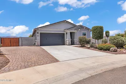 18100 W College Drive, Goodyear, AZ 85395 - Photo 1