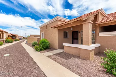 420 W Yukon Drive #8, Phoenix, AZ 85027 - Photo 1