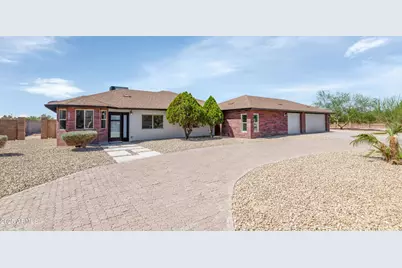 19401 W Flower Street, Litchfield Park, AZ 85340 - Photo 1