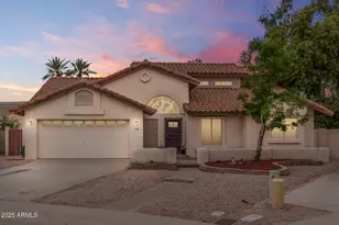 845 N Oak Ct, Chandler, AZ 85226 - Photo 1