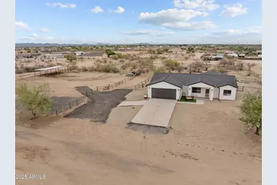 28311 N 253rd Drive, Wittmann, AZ 85361 - Photo 1