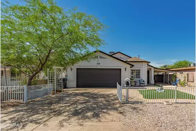 3041 W Palm, Phoenix, AZ 85009 - Photo 1