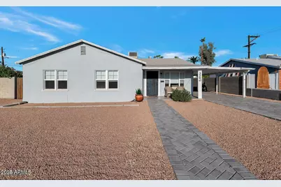 3240 N 26th Place, Phoenix, AZ 85016 - Photo 1
