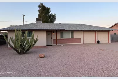 1019 E Granada Avenue, Apache Junction, AZ 85119 - Photo 1