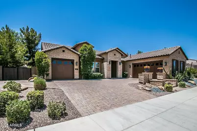 3009 E Valencia Drive, Phoenix, AZ 85042 - Photo 1