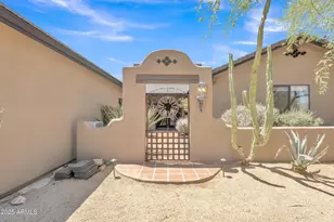 7839 E Dixileta, Scottsdale, AZ 85266 - Photo 1