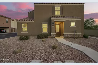 8253 W Illini Street, Phoenix, AZ 85043 - Photo 1