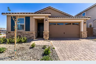 8713 S 170th Avenue, Goodyear, AZ 85338 - Photo 1