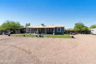 525 W Shiprock, Apache Junction, AZ 85120 - Photo 1