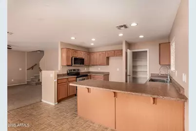 1585 E Jeanne Lane, San Tan Valley, AZ 85140 - Photo 7