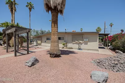 903 S Kenwood, Tempe, AZ 85281 - Photo 1