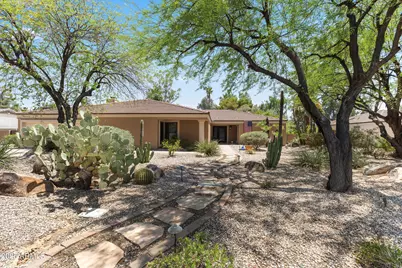 4901 E Sunnyside Drive, Scottsdale, AZ 85254 - Photo 1