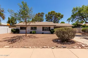 3021 E Windrose, Phoenix, AZ 85032 - Photo 1