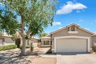 2917 E Nisbet, Phoenix, AZ 85032 - Photo 1