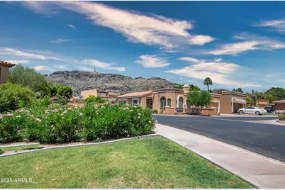 10655 N 9th, Phoenix, AZ 85020 - Photo 1