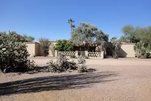 5209 E Orchid Ln, Paradise Valley, AZ 85253 - Photo 1