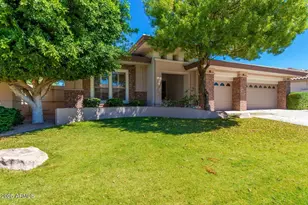 452 W Secretariat, Tempe, AZ 85284 - Photo 1