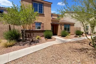 8218 W Illini, Phoenix, AZ 85043 - Photo 1