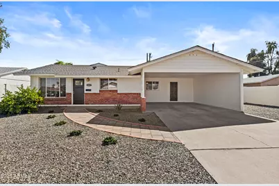 6807 N 37th Drive, Phoenix, AZ 85019 - Photo 1