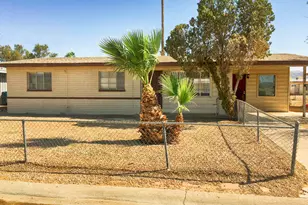 1861 E Mobile, Phoenix, AZ 85040 - Photo 1