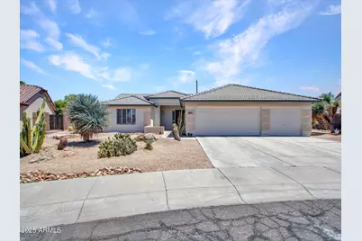10501 W Wilshire, Avondale, AZ 85392 - Photo 1