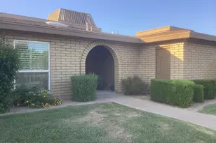 1036 E Wagon Wheel, Phoenix, AZ 85020 - Photo 1