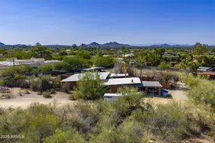 4040 E Via Estrella, Phoenix, AZ 85028 - Photo 1