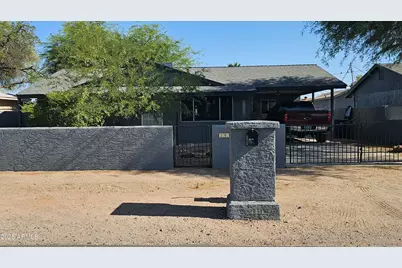 265 W 17th Avenue, Apache Junction, AZ 85120 - Photo 1